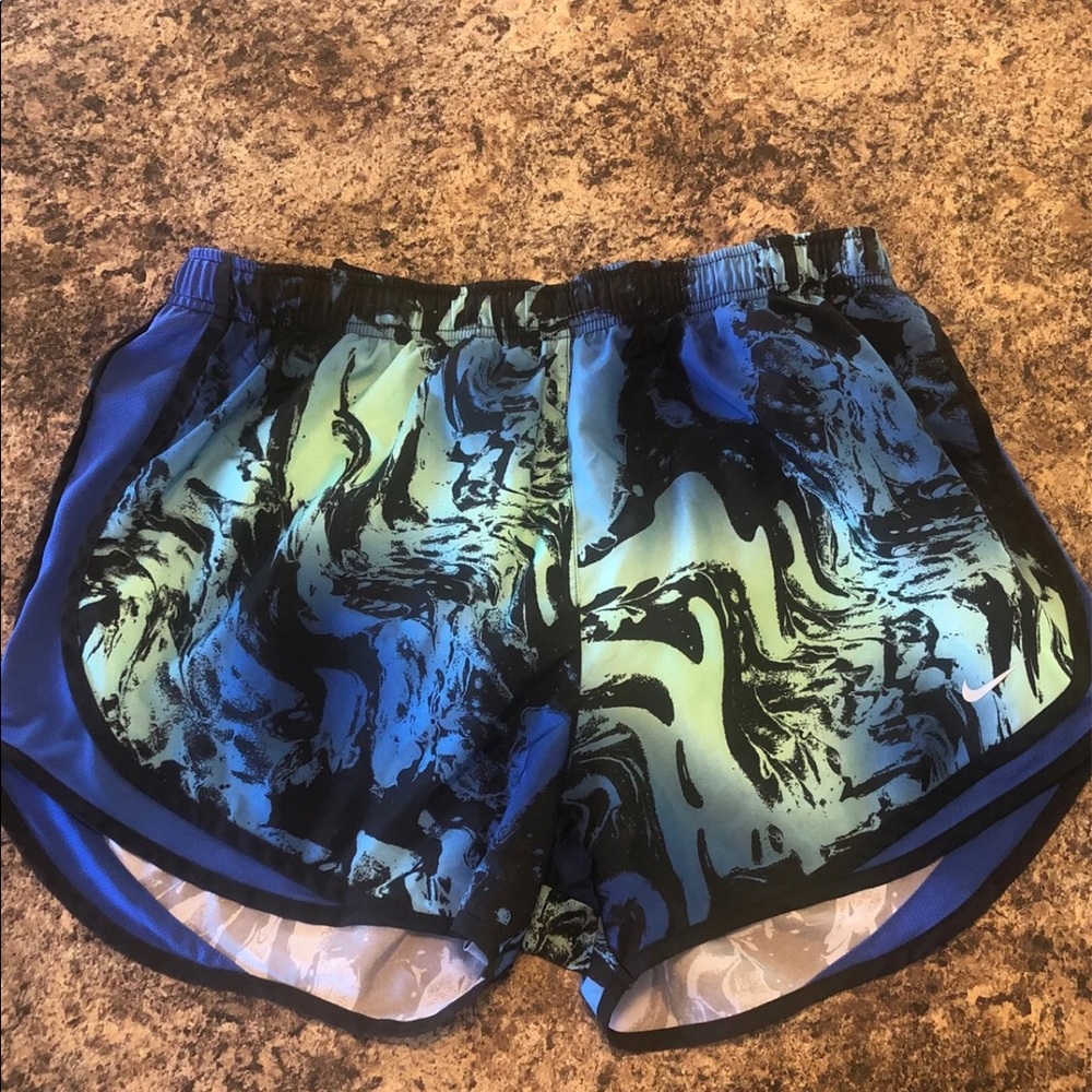 Women’s XL Nike shorts
